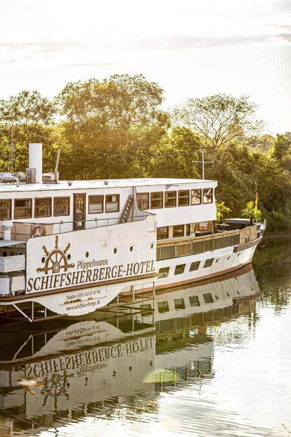 Schiffsherberge Poeppelmann Bateau-hôtel Dresde
