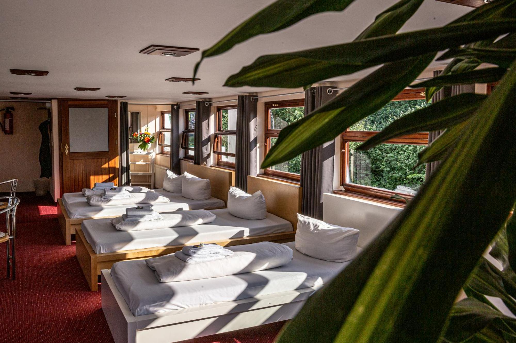 Schiffsherberge Poeppelmann Hotel na wodzie